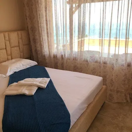 Sunny View Sea Maisonette *